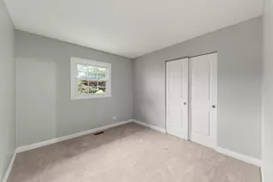 7795 Sherwood Cir S, Hanover Park, IL 60133 - Photo 21