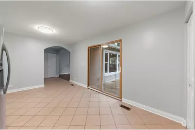 7795 Sherwood Circle S, Hanover Park, IL 60133 - Photo 13