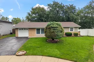 7795 Sherwood Cir S, Hanover Park, IL 60133 - Photo 27
