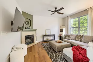 1734 Dogwood Ln, Hanover Park, IL 60133 - Photo 3