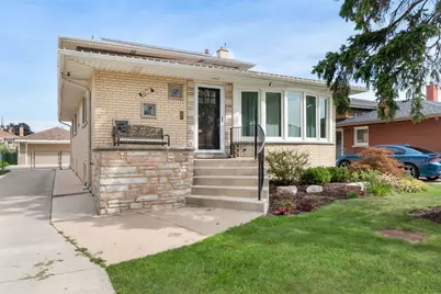 4600 W 101st Street, Oak Lawn, IL 60453 - Photo 1