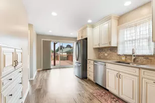 4600 W 101st St, Oak Lawn, IL 60453 - Photo 5