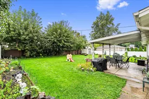 1409 W Willow Ln, Mount Prospect, IL 60056 - Photo 23