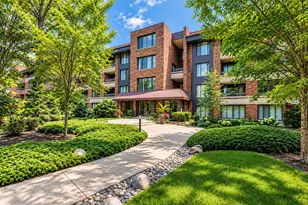 1401 Burr Oak Rd, Hinsdale, IL 60521 - Photo 1