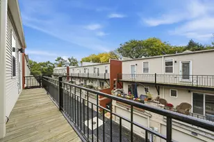 3645 W Cornelia Ave, Chicago, IL 60618 - Photo 21