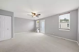3645 W Cornelia Ave, Chicago, IL 60618 - Photo 11