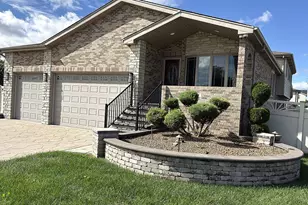 268 Marquette Ave, Calumet City, IL 60409 - Photo 3