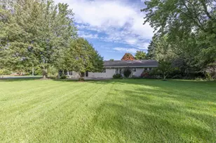 1985 Reckinger Rd, Aurora, IL 60502 - Photo 23