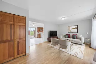 130 Lasalle Rd, Streamwood, IL 60107 - Photo 3