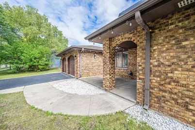 129 Millis Lane, Schaumburg, IL 60193 - Photo 3