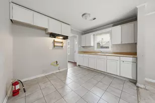 395 Oswego St, Park Forest, IL 60466 - Photo 5