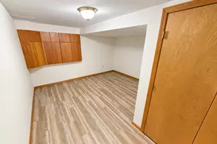 7302 Hillside Rd, Crystal Lake, IL 60012 - Photo 19