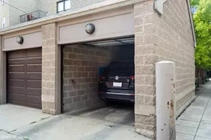 2757 N Wayne Ave, Chicago, IL 60614 - Photo 11