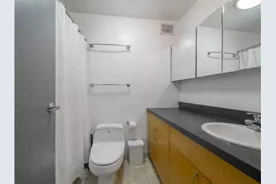 3930 N Pine Grove Avenue #1506, Chicago, IL 60613 - Photo 5