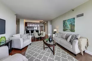 1841 S Calumet Ave, Chicago, IL 60616 - Photo 11