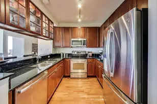 1841 S Calumet Ave, Chicago, IL 60616 - Photo 13