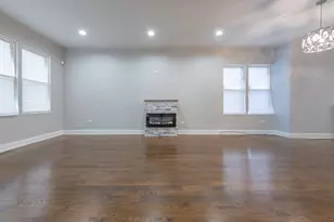 7846 S St Lawrence Ave, Chicago, IL 60619 - Photo 5