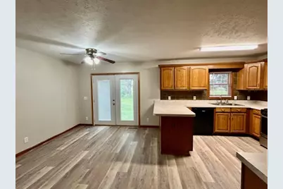 512 Diversatech Drive S, Manteno, IL 60950 - Photo 5