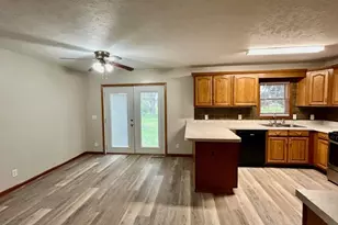512 Diversatech Dr S, Manteno, IL 60950 - Photo 5