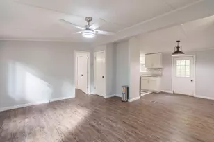 12348 N Ring Ln, Chicago, IL 62898 - Photo 15