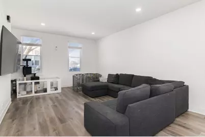 4055 Prairie Avenue #1, Schiller Park, IL 60176 - Photo 5