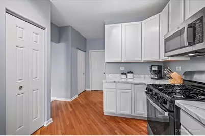 375 Wolcott Lane #375, Batavia, IL 60510 - Photo 11