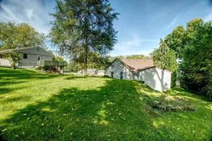 303 N Church St, Albany, IL 61230 - Photo 5