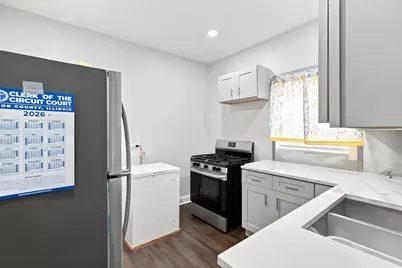 4833 W Gladys Avenue, Chicago, IL 60644 - Photo 11