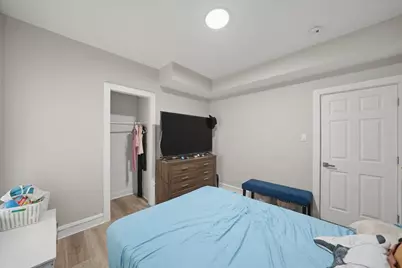 9015 S Muskegon Avenue, Chicago, IL 60617 - Photo 23