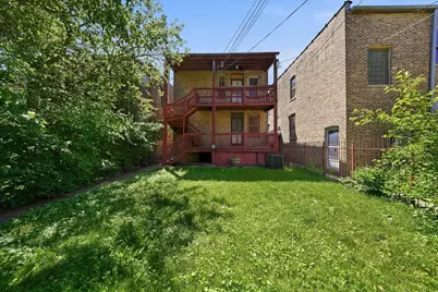 9015 S Muskegon Avenue, Chicago, IL 60617 - Photo 29