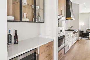 6305 N Keeler Ave, Chicago, IL 60646 - Photo 11