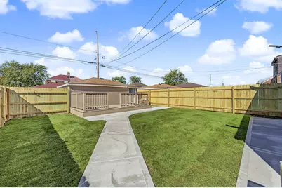 11256 S Avenue L, Chicago, IL 60617 - Photo 29