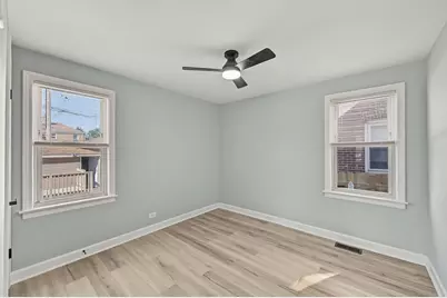 11256 S Avenue L, Chicago, IL 60617 - Photo 15