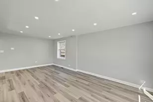11256 S Ave L, Chicago, IL 60617 - Photo 5
