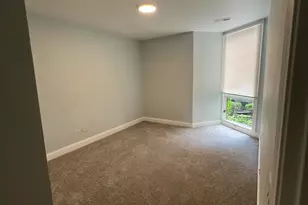 2036 N Larrabee St, Chicago, IL 60614 - Photo 5