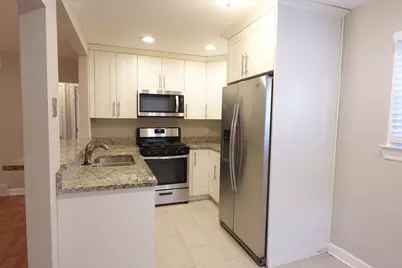 2401 Huron Terrace, Waukegan, IL 60087 - Photo 11