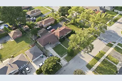 8300 Long Avenue, Burbank, IL 60459 - Photo 35