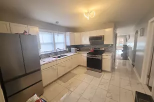 10145 S Perry Ave, Chicago, IL 60628 - Photo 5
