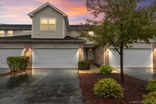 8432 Stratford Dr, Tinley Park, IL 60487 - Photo 1