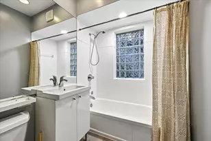 1631 W Fargo Ave, Chicago, IL 60626 - Photo 13