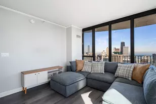 225 N Columbus Dr, Chicago, IL 60601 - Photo 5