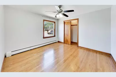 [Address not provided], Bellwood, IL 60104 - Photo 15
