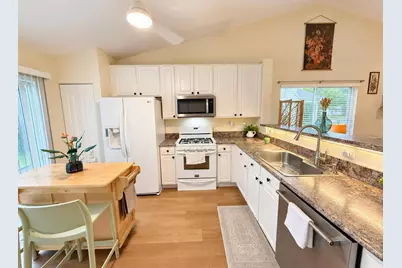 757 S Aldridge Lane, Round Lake, IL 60073 - Photo 15