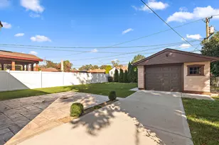 10117 S Clifton Park Ave, Evergreen Park, IL 60805 - Photo 35