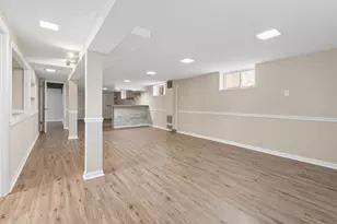 10117 S Clifton Park Ave, Evergreen Park, IL 60805 - Photo 21