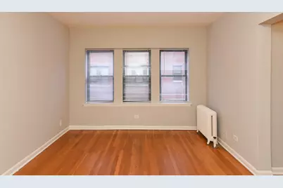 5744 N Winthrop Avenue #205, Chicago, IL 60660 - Photo 7