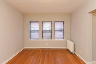 5744 N Winthrop Ave, Chicago, IL 60660 - Photo 7