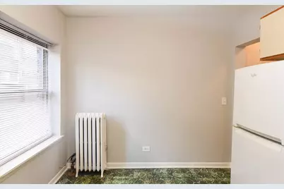 5744 N Winthrop Avenue #205, Chicago, IL 60660 - Photo 5