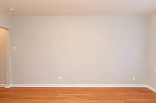 5744 N Winthrop Ave, Chicago, IL 60660 - Photo 9