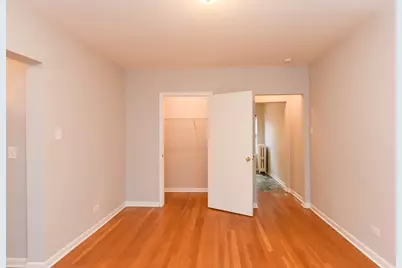 5744 N Winthrop Avenue #205, Chicago, IL 60660 - Photo 11